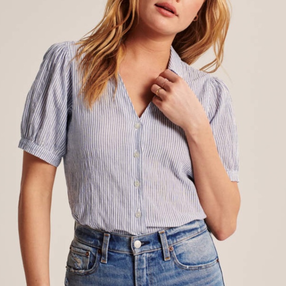 Abercrombie & Fitch Crinkle Button Down Shirt